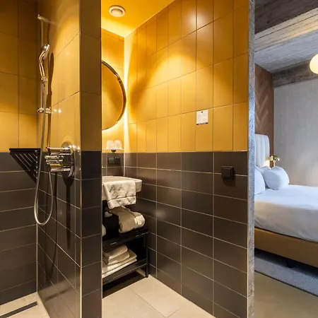 Fletcher Boutique Slaak-rotterdam 4* روتردام