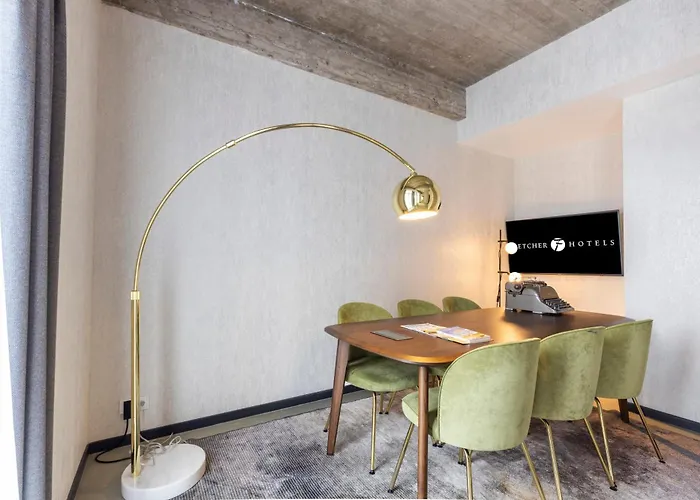 Fletcher Boutique Slaak-rotterdam רוטרדם